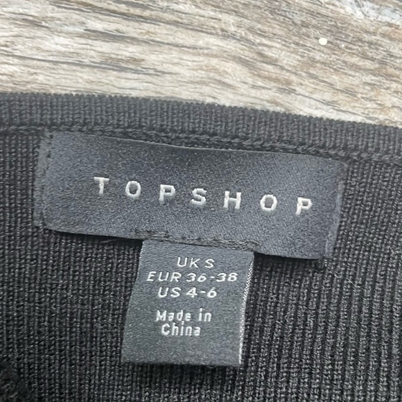 TOPSHOP CROP TOP - Picture 2 of 2